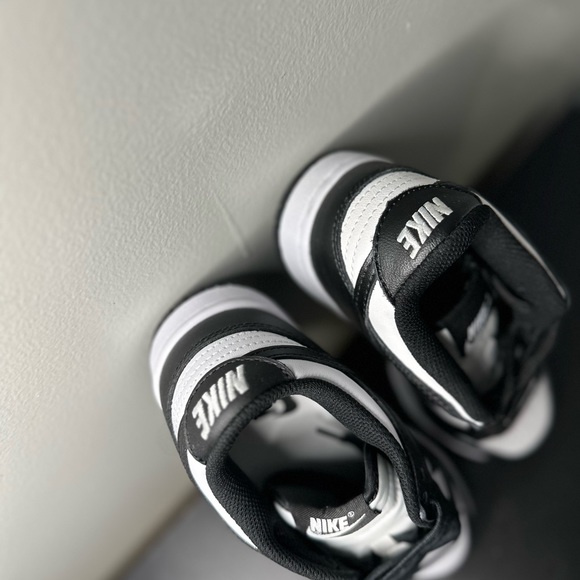 Panda Dunks - Picture 3 of 5